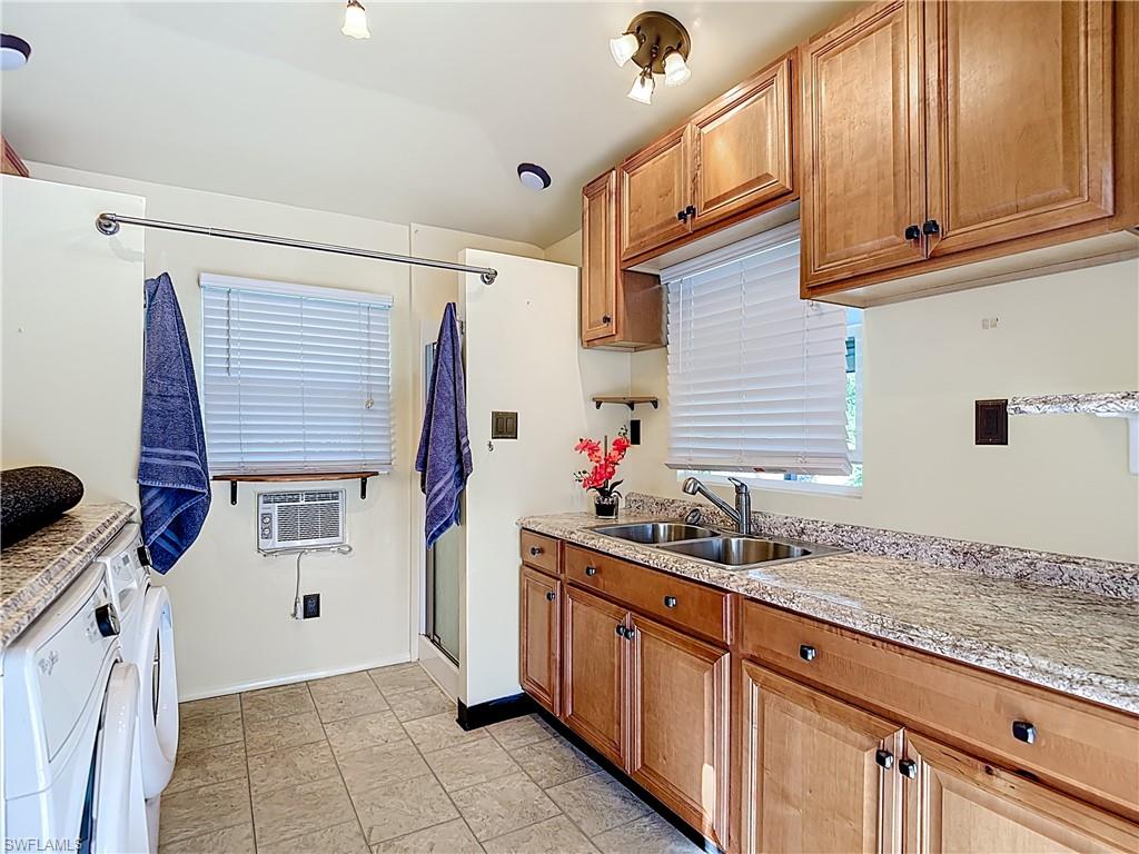 CYPRESS WOODS RV RESORT - Land