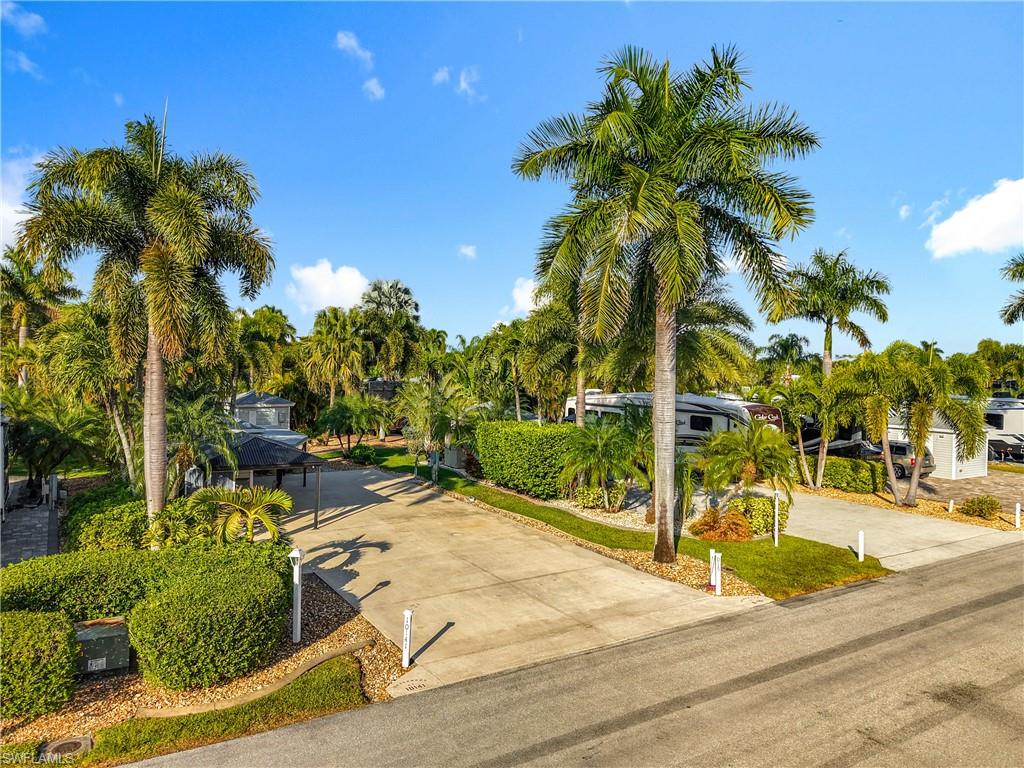 CYPRESS WOODS RV RESORT - Land