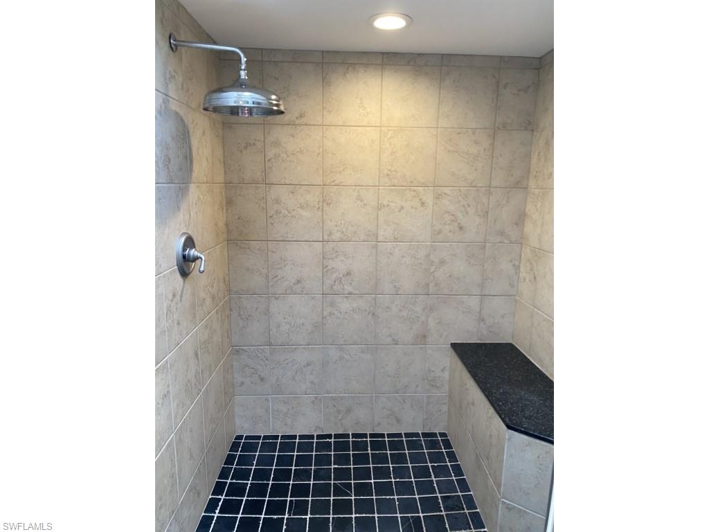 CALOOSA YACHT & RACQUET CLUB - Residential