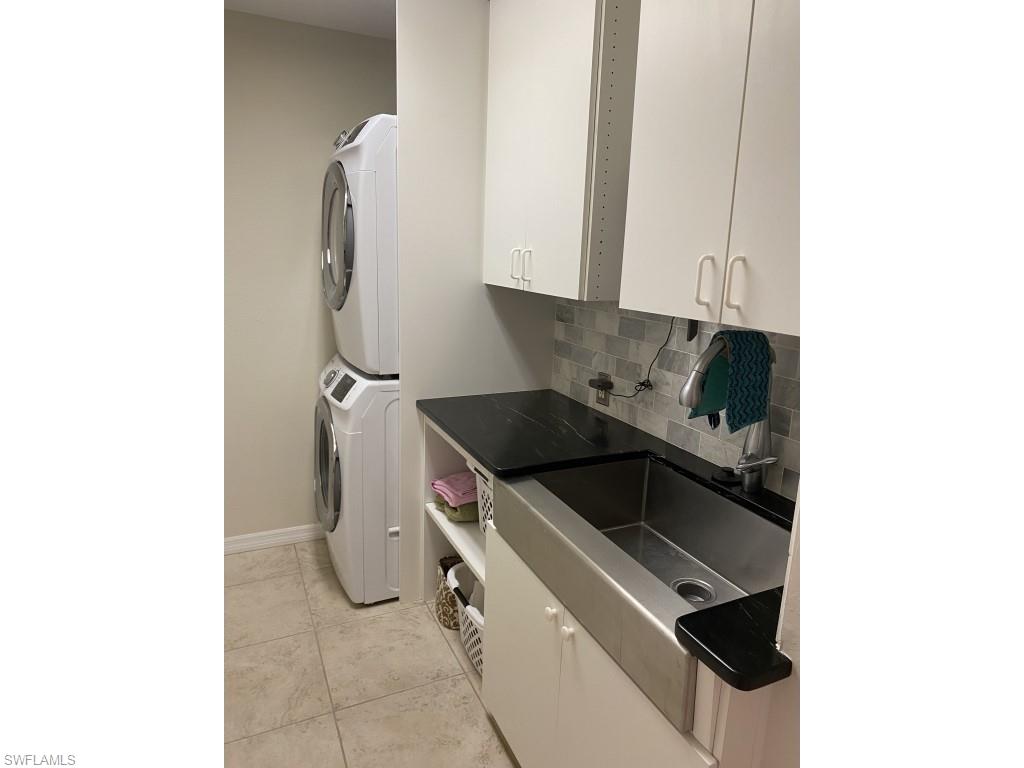 CALOOSA YACHT & RACQUET CLUB - Residential