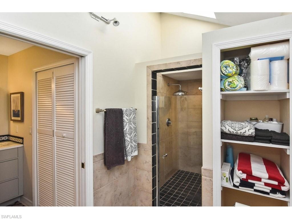 CALOOSA YACHT & RACQUET CLUB - Residential