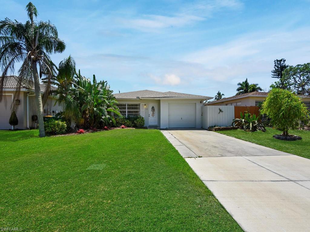 NAPLES PARK - Residential