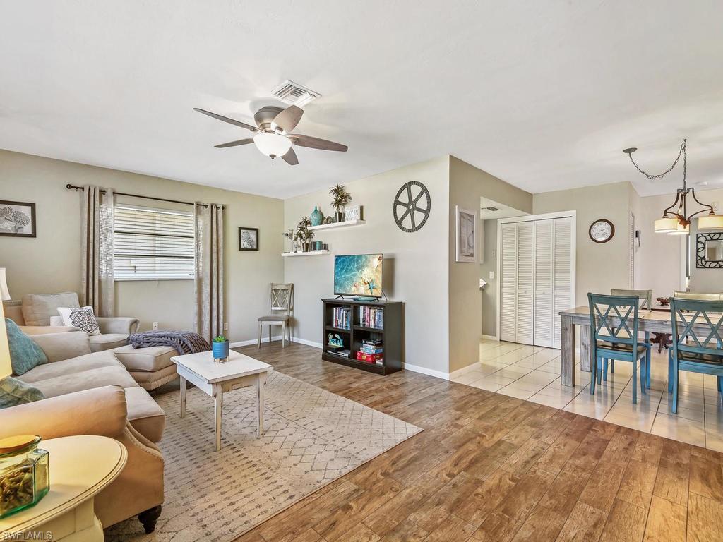 NAPLES PARK - Residential