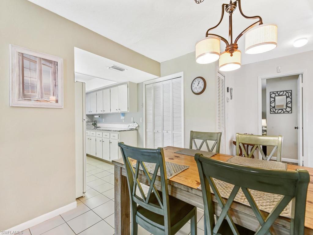 NAPLES PARK - Residential