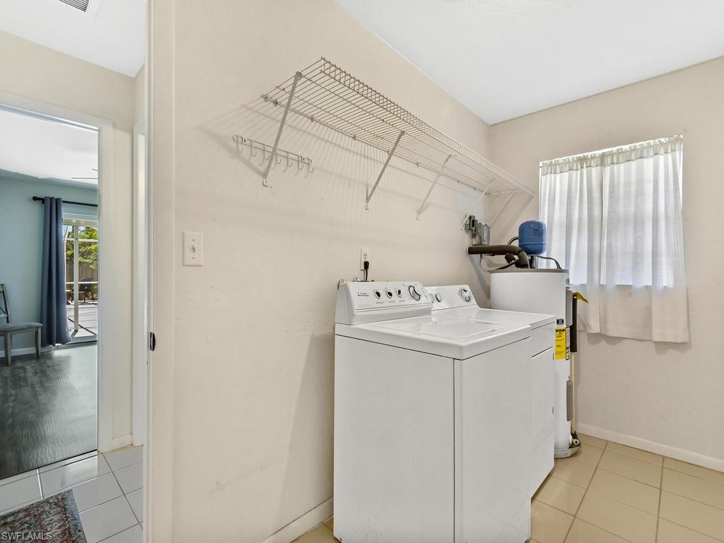 NAPLES PARK - Residential