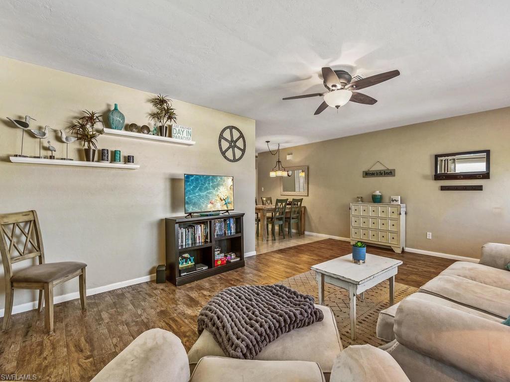 NAPLES PARK - Residential