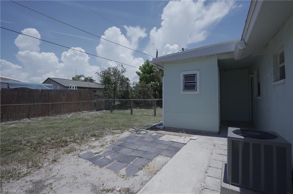 NAPLES TWIN LAKES - Residential Lease