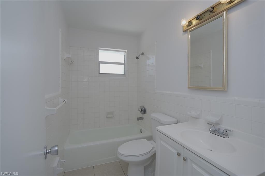 NAPLES TWIN LAKES - Residential Lease