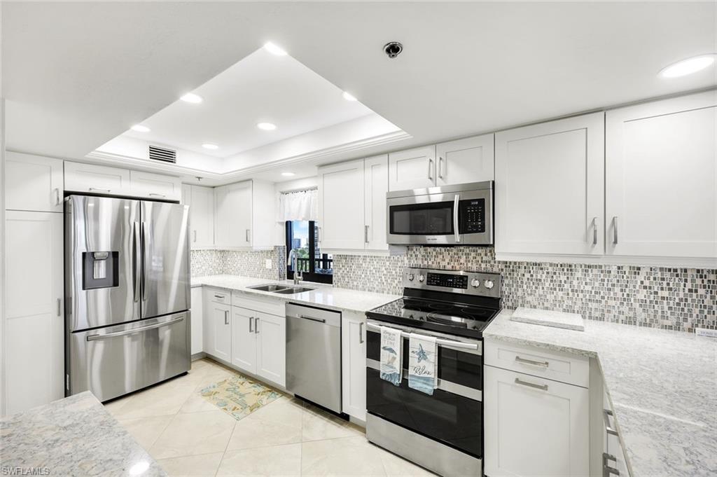 BAY HARBOR CLUB CONDO - Residential