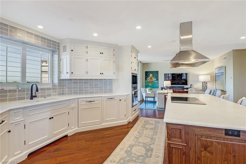 BILTMORE AT BAY COLONY - Residential