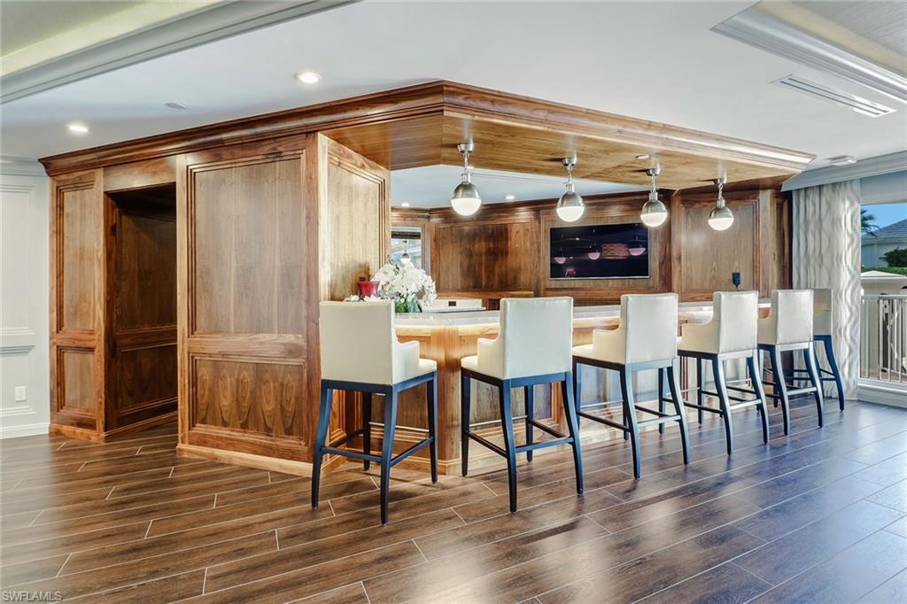 BILTMORE AT BAY COLONY - Residential