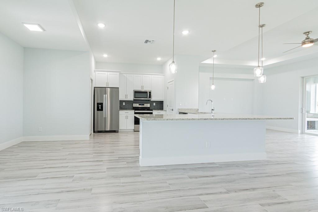 CAPE CORAL - Residential