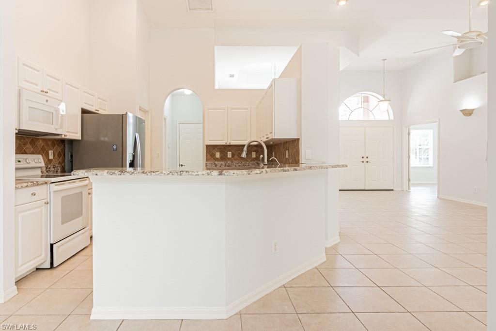 GOLDEN GATE ESTATES - Residential