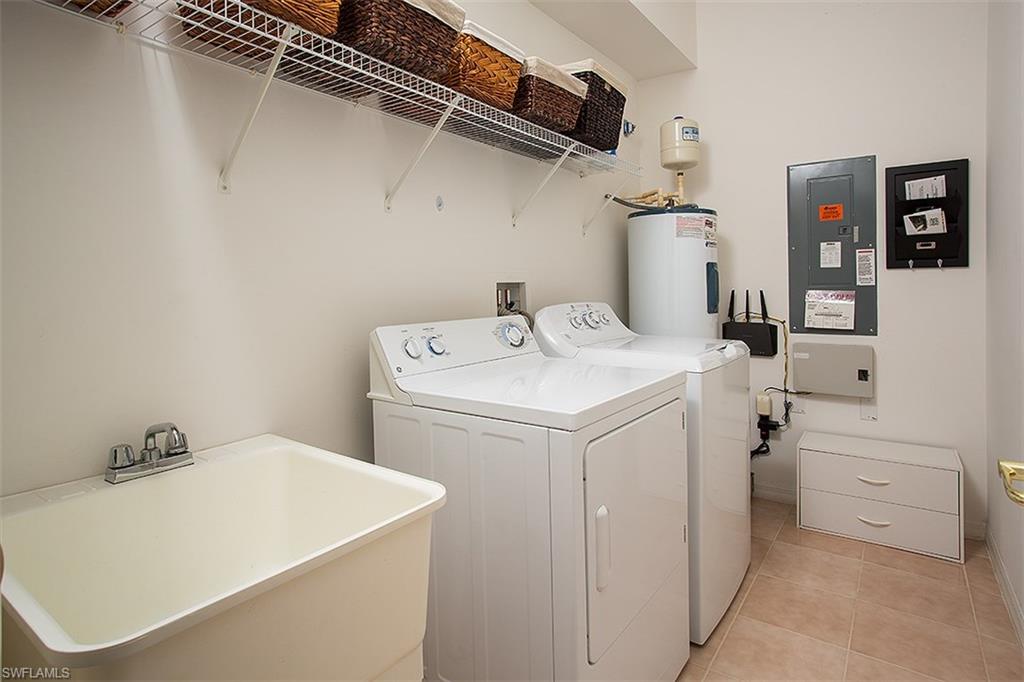 REFLECTION LAKES - Residential