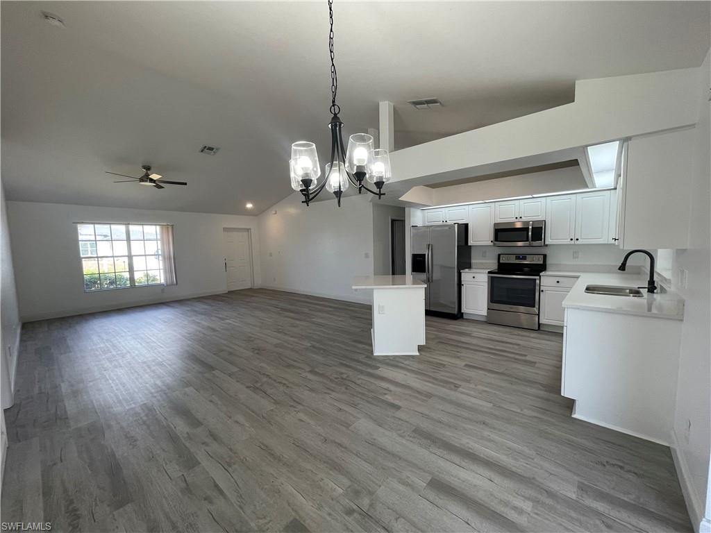 CAPE CORAL - Residential Lease