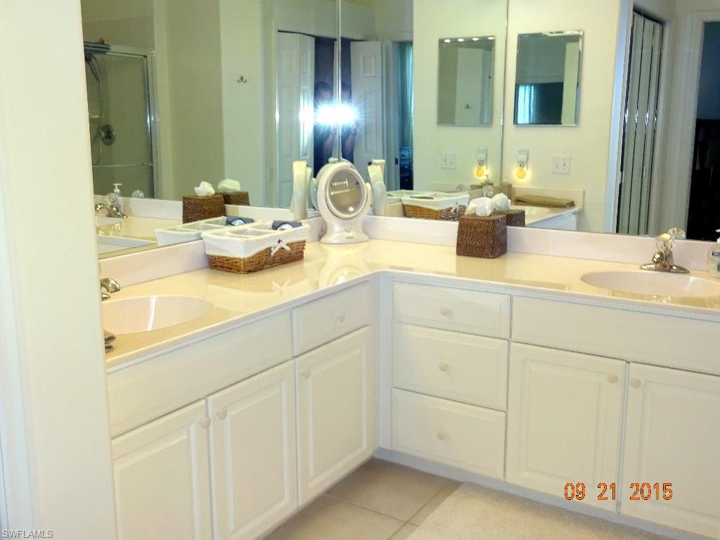 SUTTON WALK - Residential