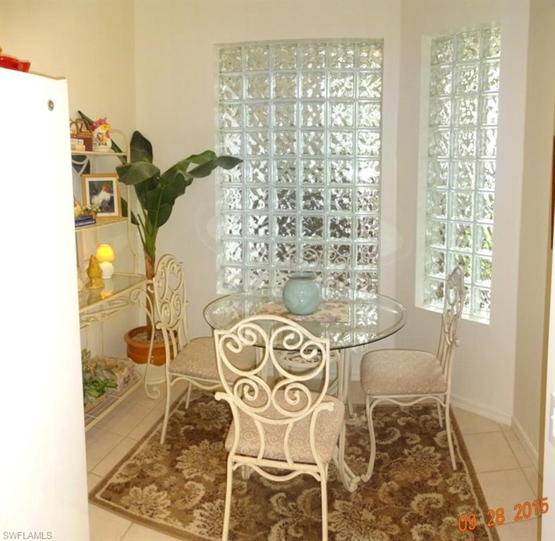 SUTTON WALK - Residential