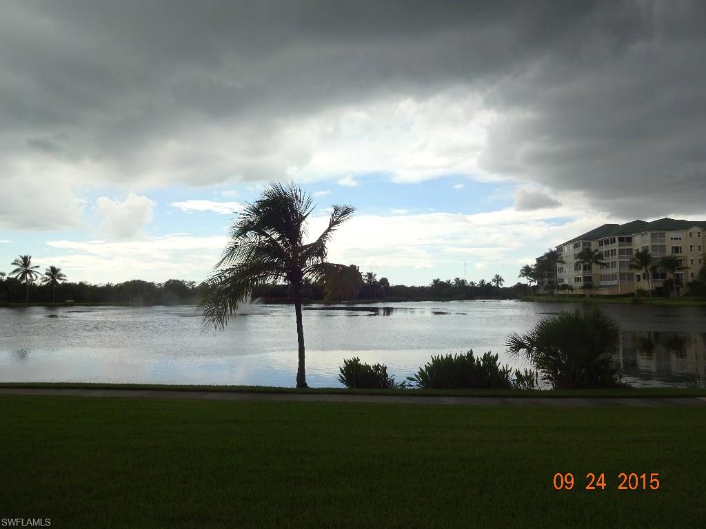 SUTTON WALK - Residential