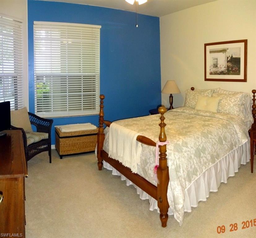 SUTTON WALK - Residential