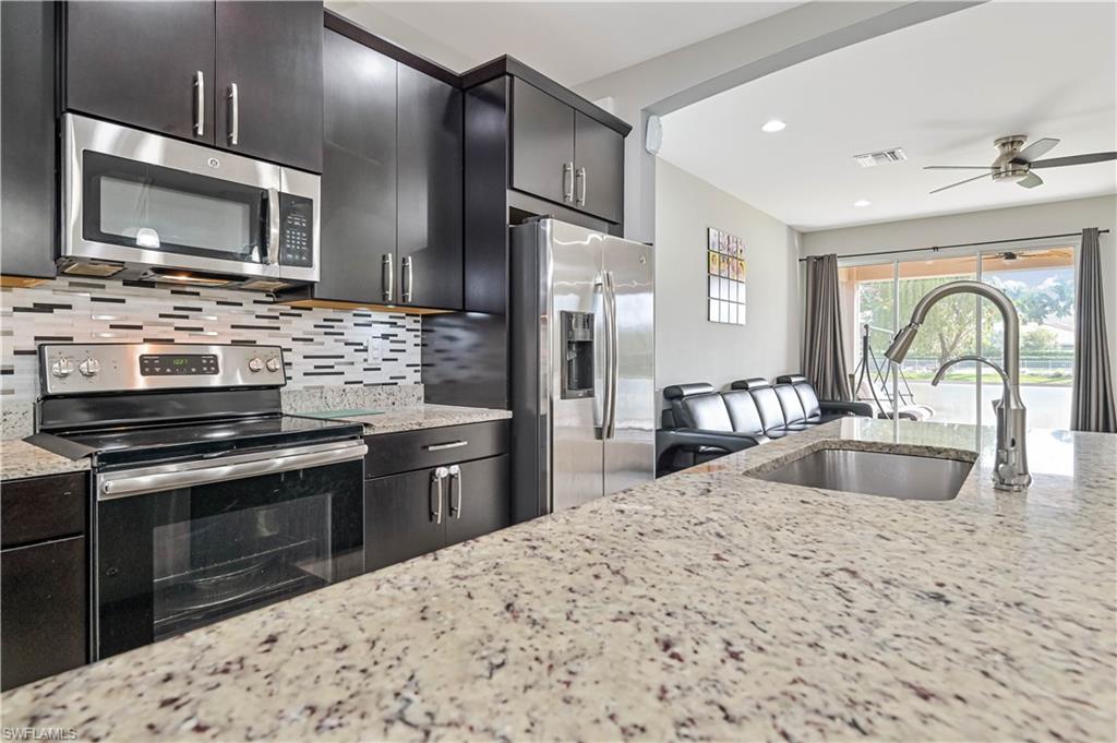 LINDSFORD - Residential Lease