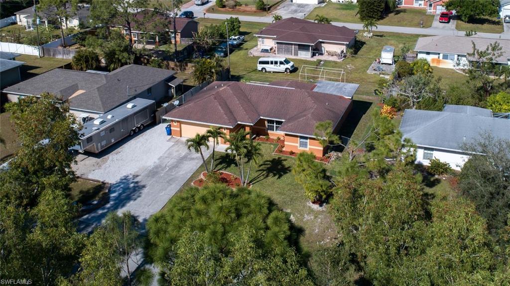 SAN CARLOS PARK - Residential