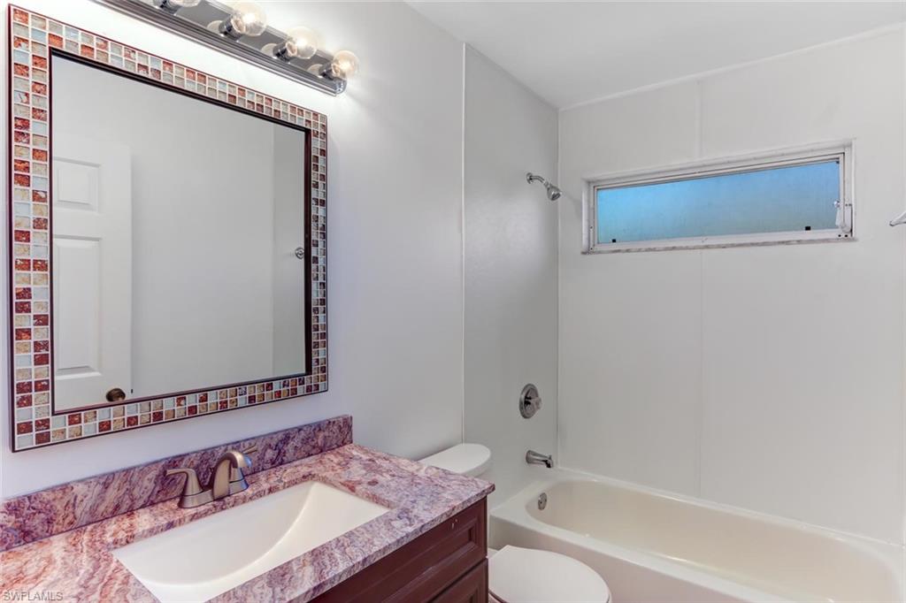 SAN CARLOS PARK - Residential