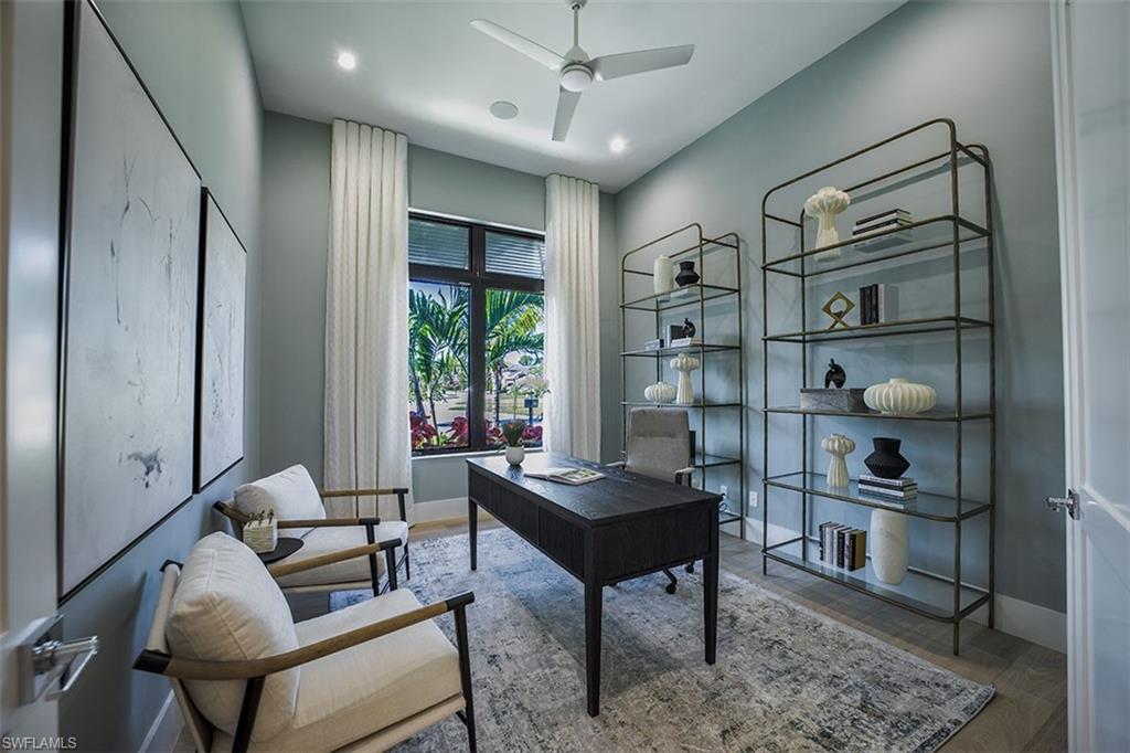 COCO LAKES - Residential