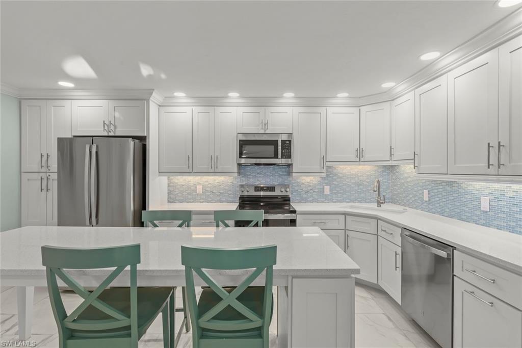 SANIBEL MOORINGS CONDO - Residential