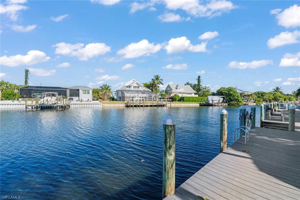 SANIBEL MOORINGS CONDO - Residential