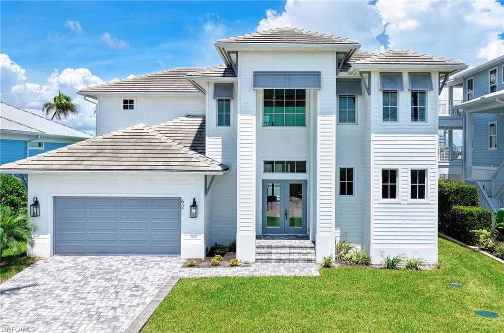 62 Dolphin CIR