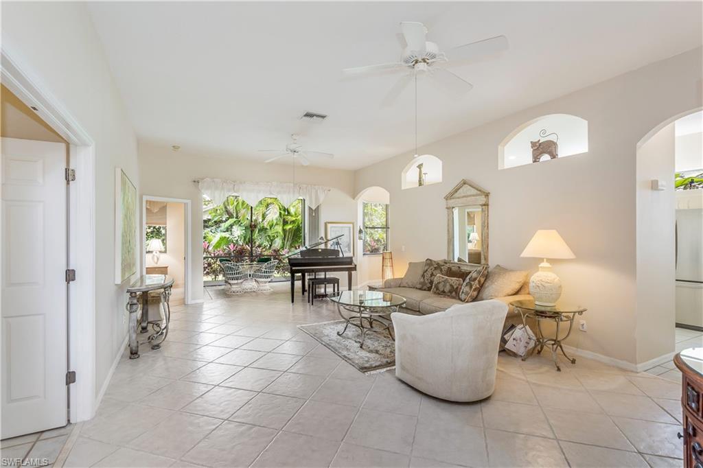 HUNTERS RIDGE - Residential