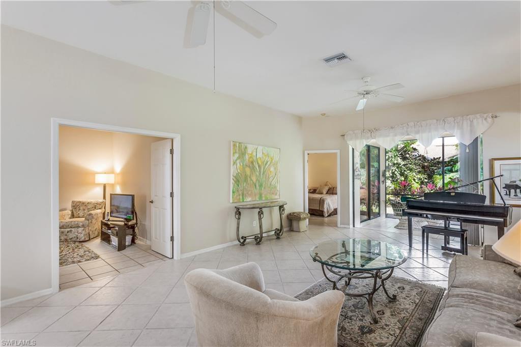 HUNTERS RIDGE - Residential