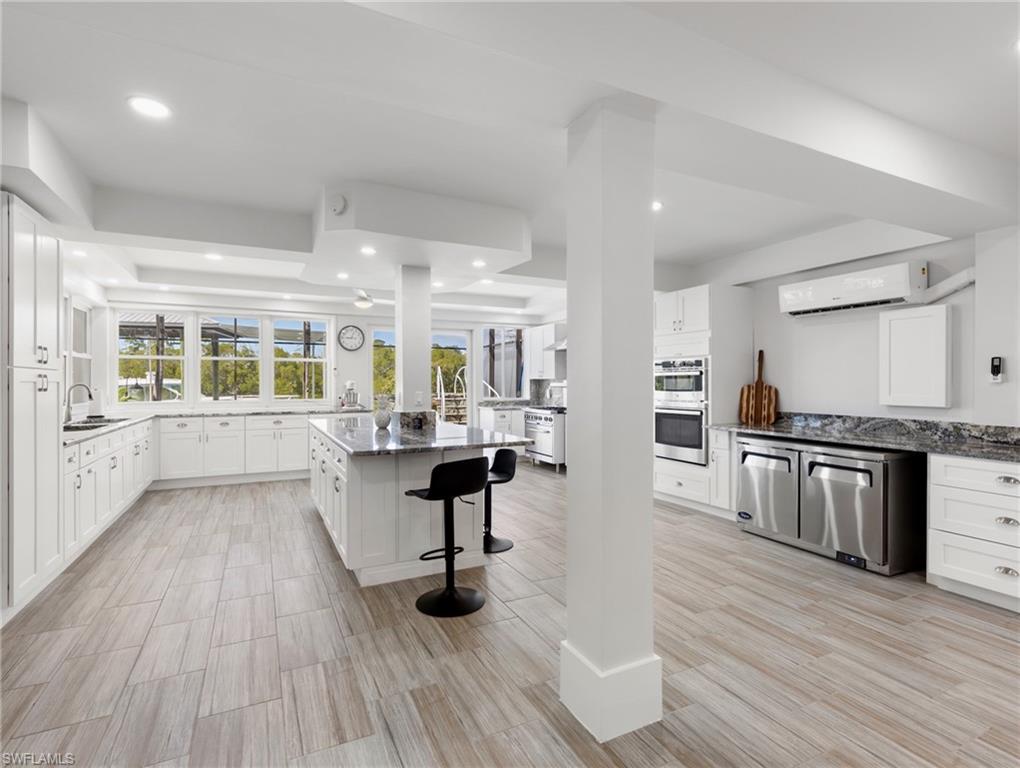 SIESTA ISLES - Residential