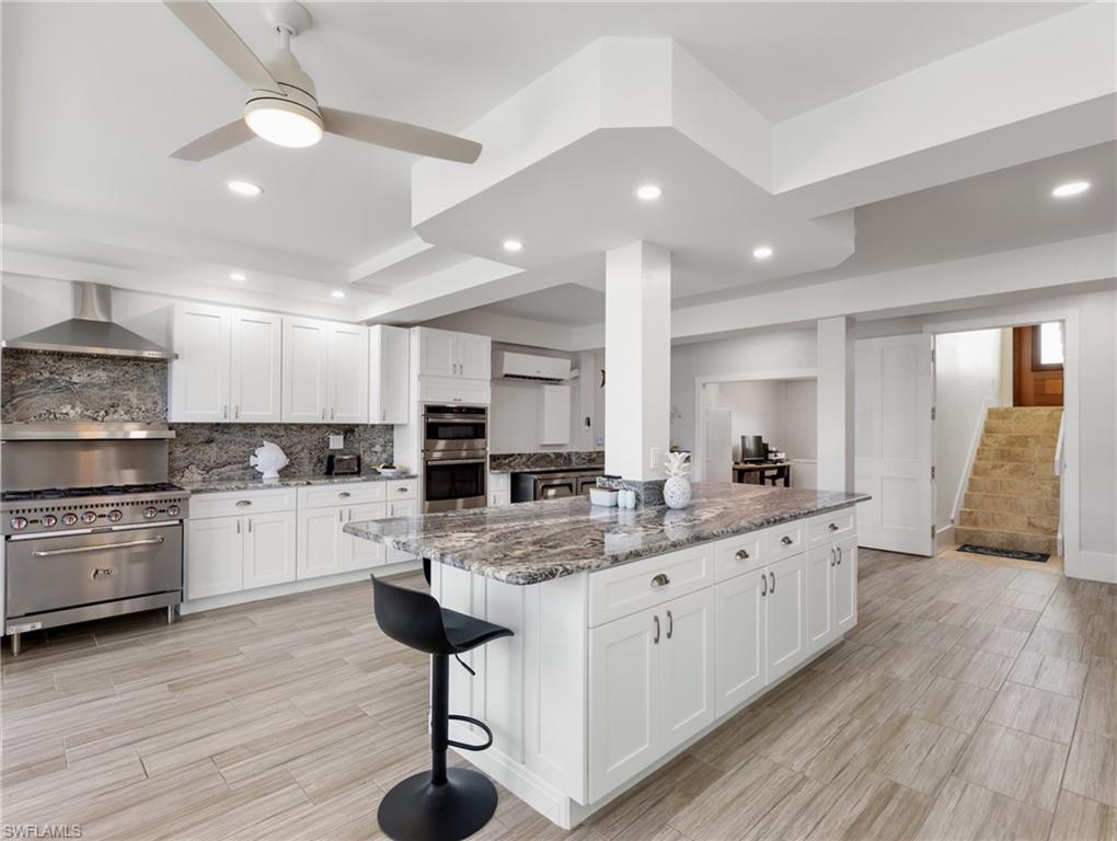 SIESTA ISLES - Residential