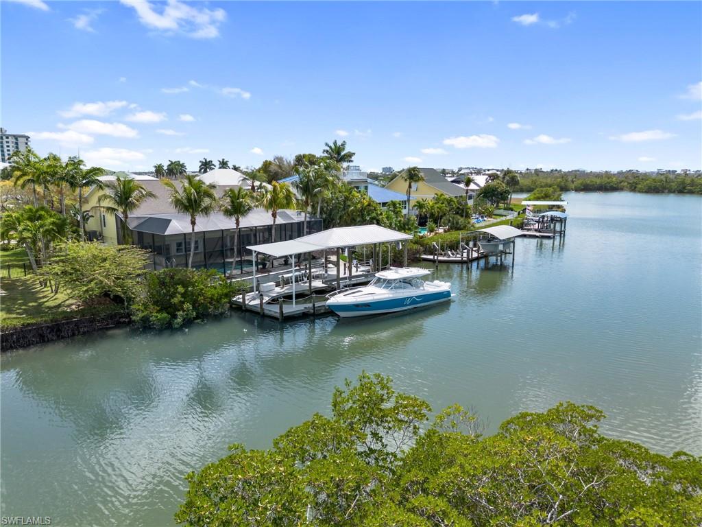 SIESTA ISLES - Residential