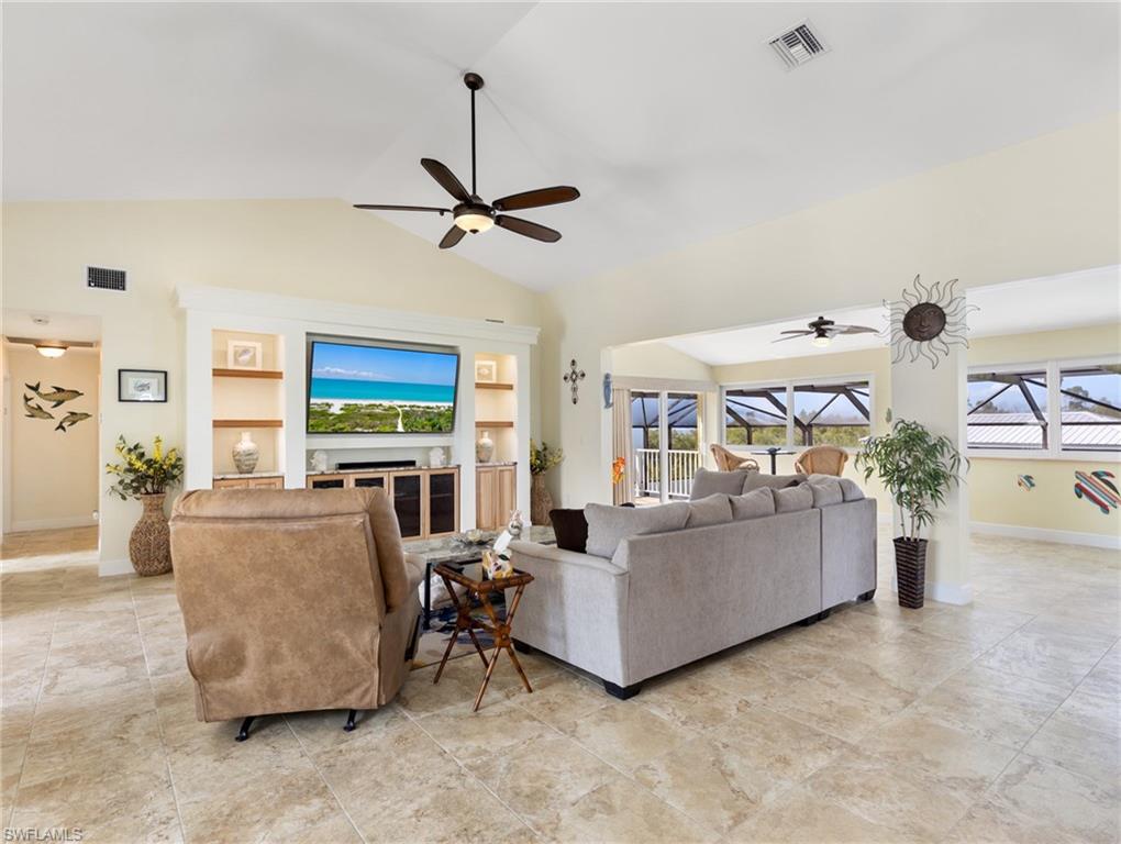 SIESTA ISLES - Residential