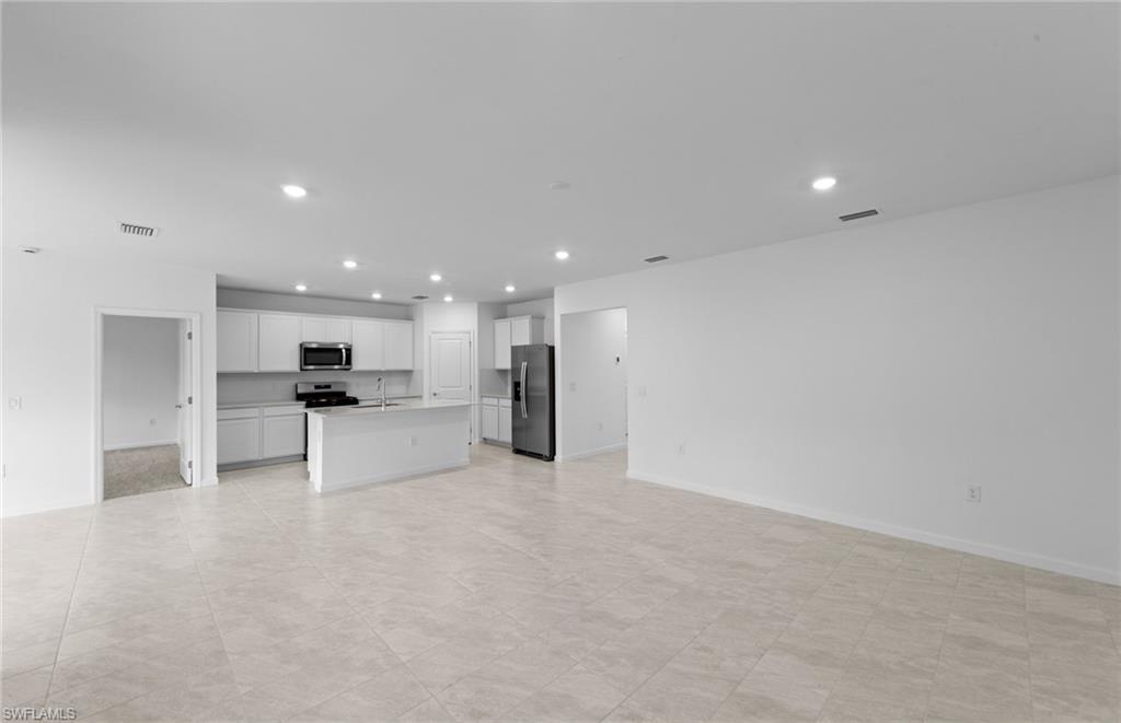 NORTHRIDGE - Residential