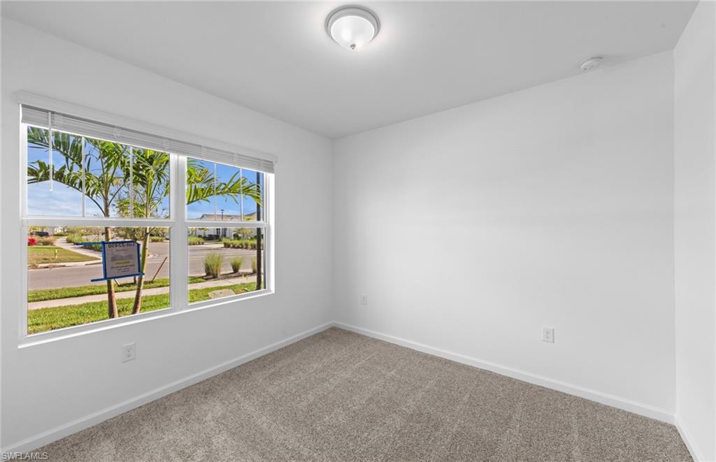 NORTHRIDGE - Residential