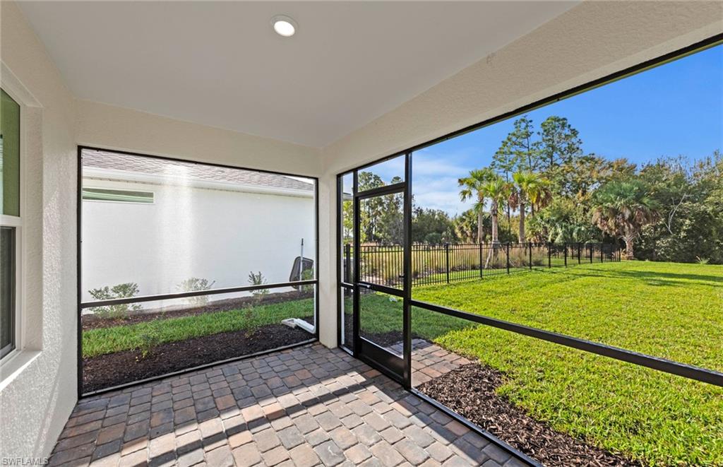 NORTHRIDGE - Residential