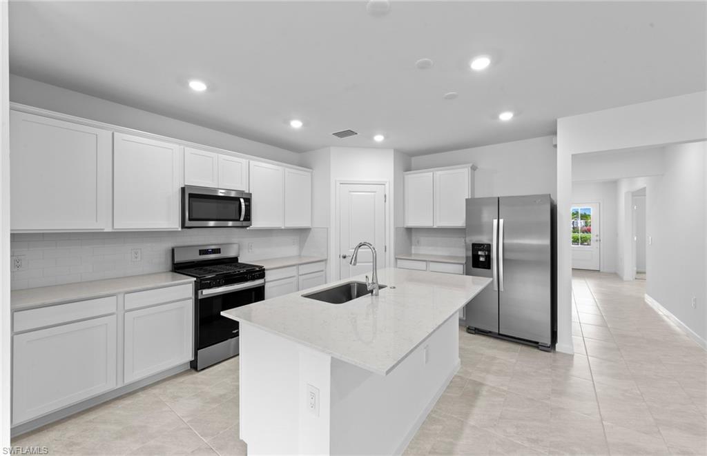 NORTHRIDGE - Residential