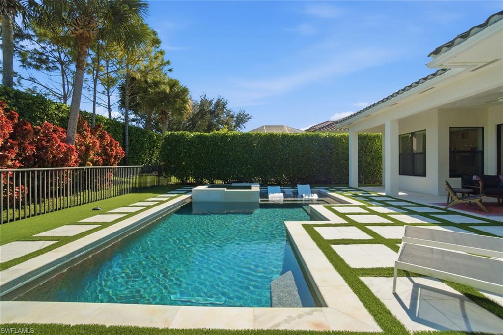 STONECREEK - Residential