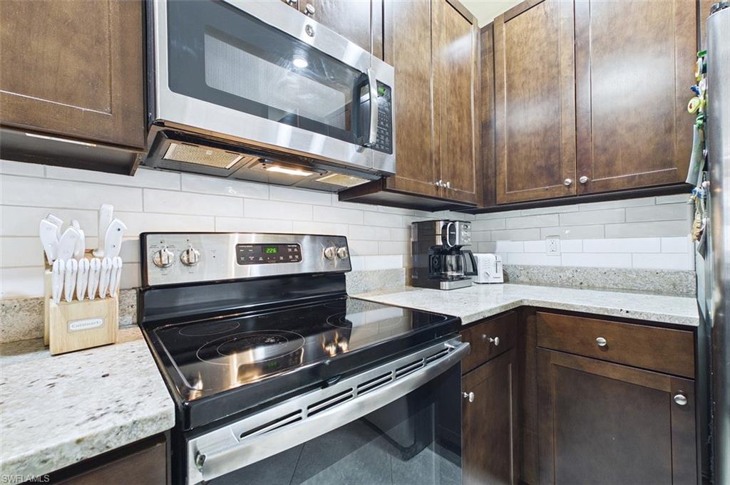 PORTOFINO SPRINGS - Residential