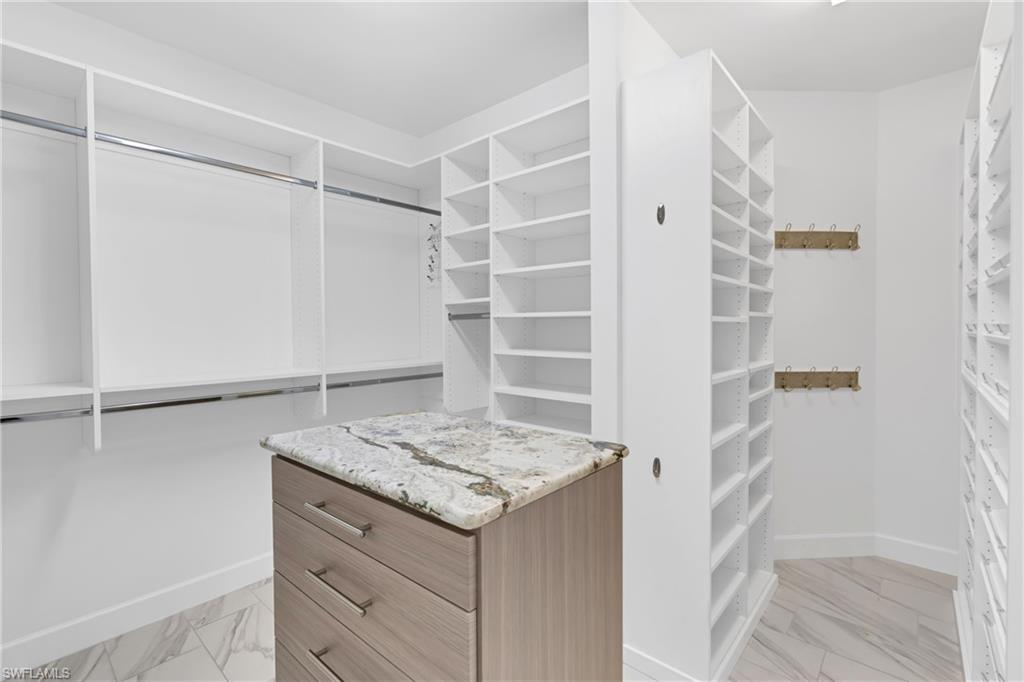 CORKSCREW SHORES - Residential