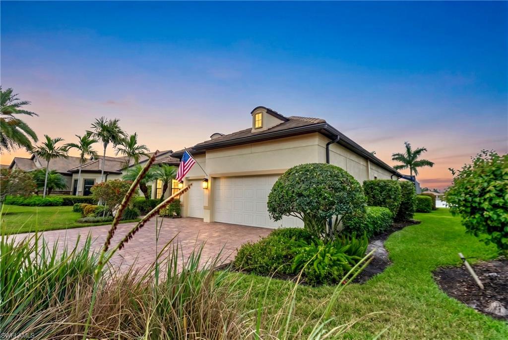 CORKSCREW SHORES - Residential