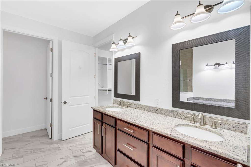 CORKSCREW SHORES - Residential