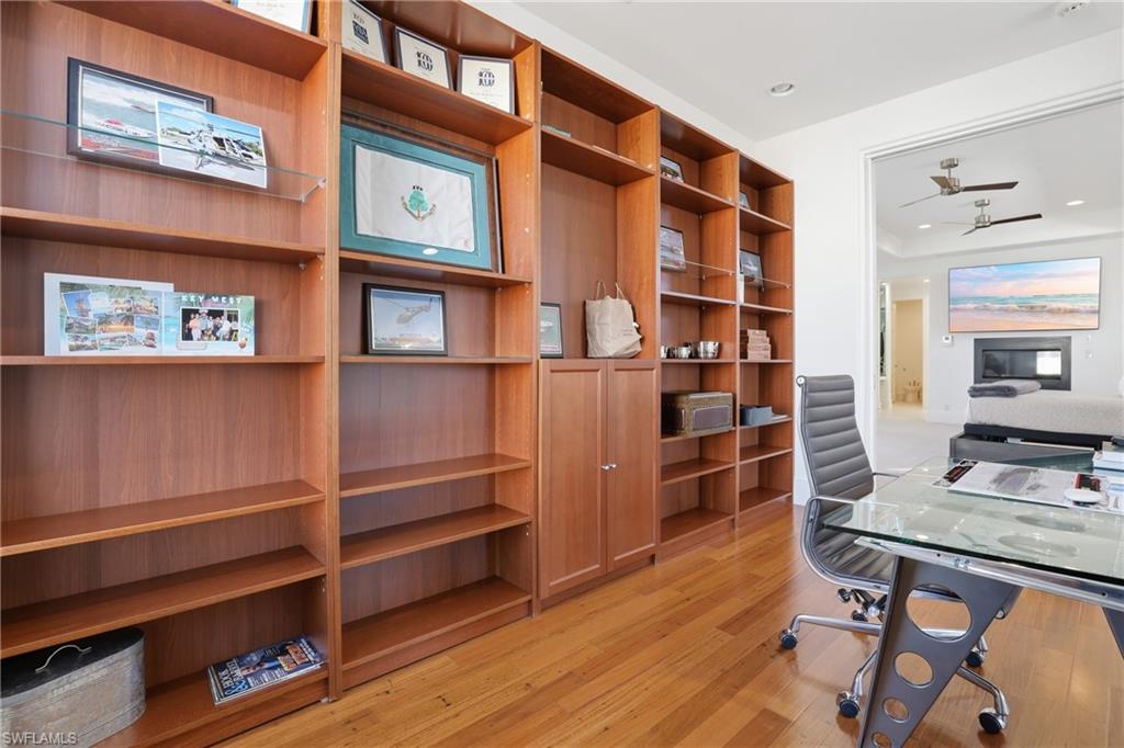 LA GALLERIA - Residential