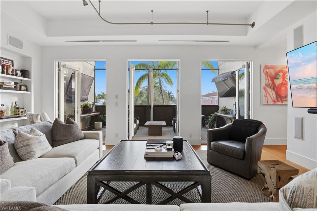 LA GALLERIA - Residential