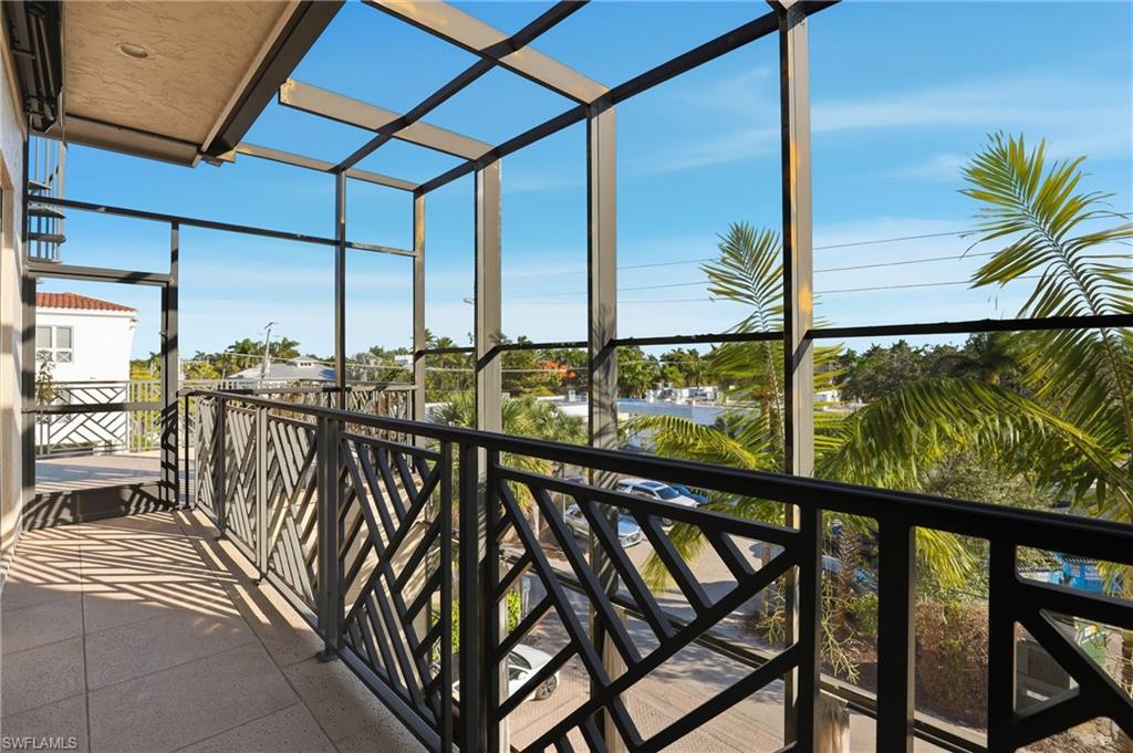 LA GALLERIA - Residential