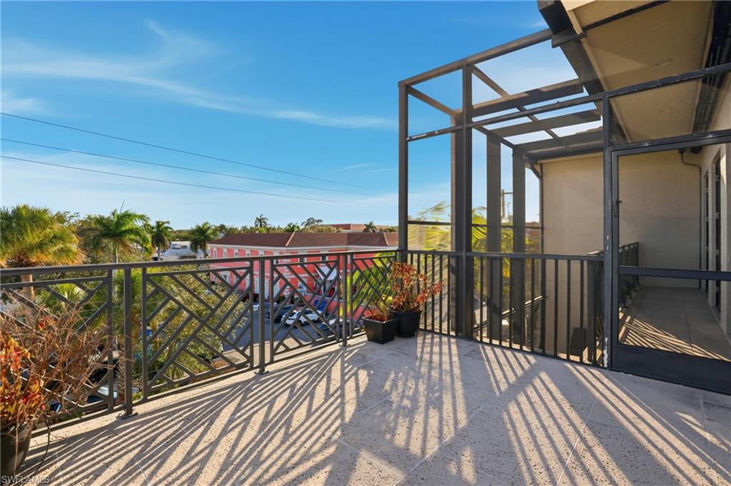 LA GALLERIA - Residential