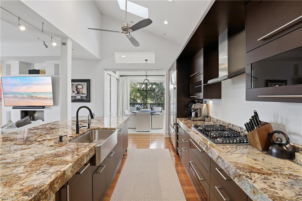 LA GALLERIA - Residential